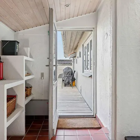 Lovely Near Beautiful Bathing Сasa de vacaciones Otterup